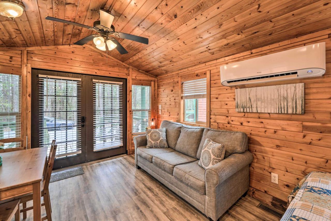Beautiful New Bern Studio Cabin With Fire Pit! Exteriör bild