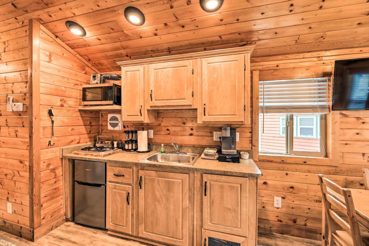 Beautiful New Bern Studio Cabin With Fire Pit! Exteriör bild