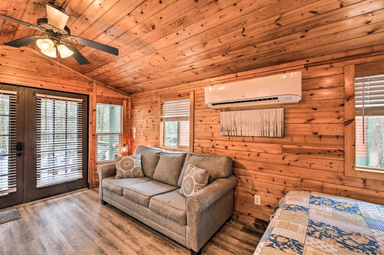 Beautiful New Bern Studio Cabin With Fire Pit! Exteriör bild