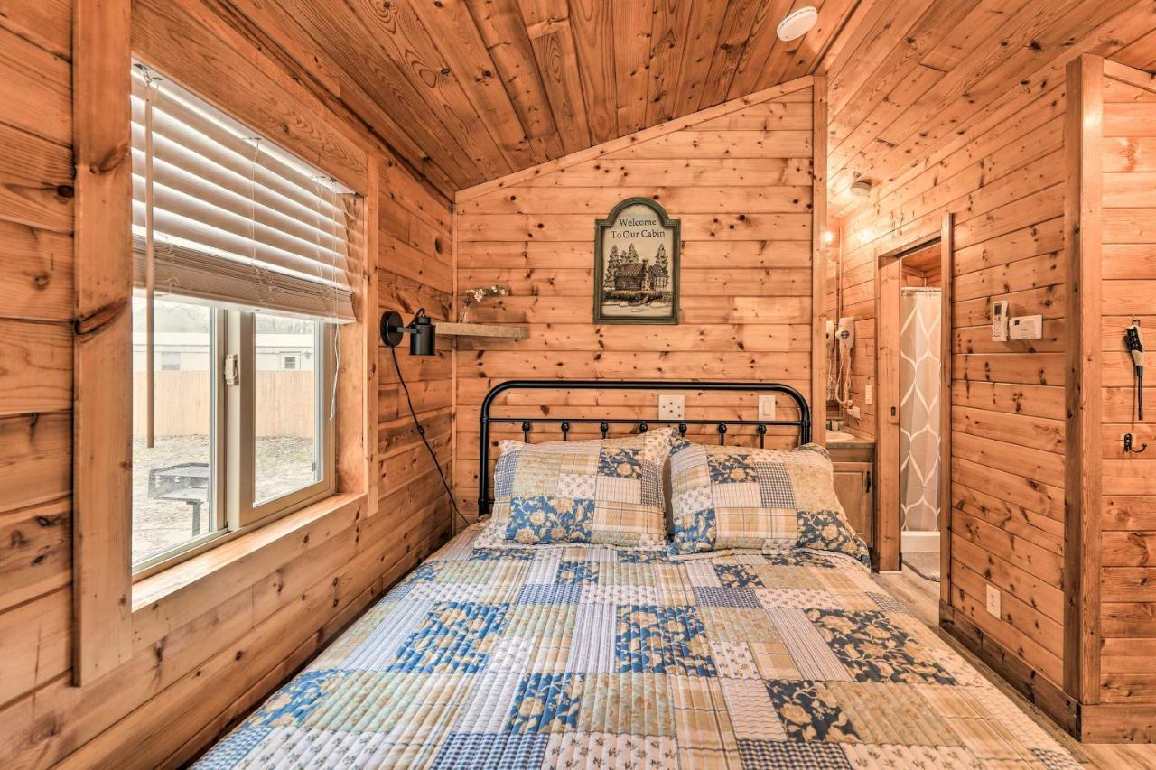 Beautiful New Bern Studio Cabin With Fire Pit! Exteriör bild
